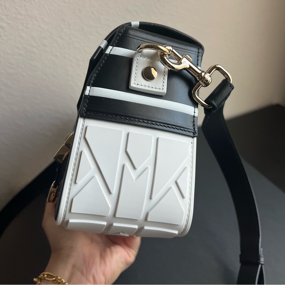 DIOR CAMP BAG/BRAND NEW/NEVER USED - Picture 3 of 9
